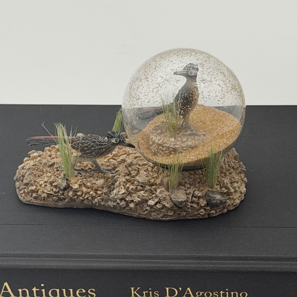 Vintage Roadrunner Desert Sand Globe Shaker Figurine Collectible Decor